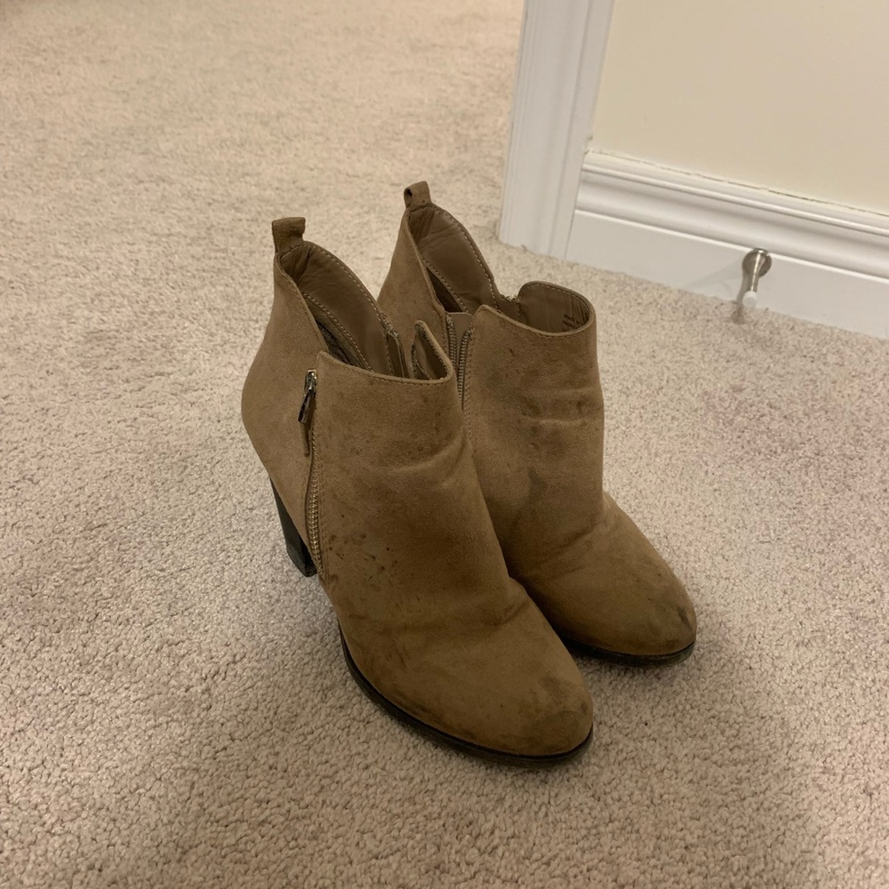 Call it Spring booties - Picture 4 of 5